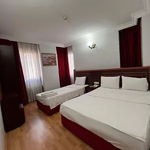 Hotel Red White **